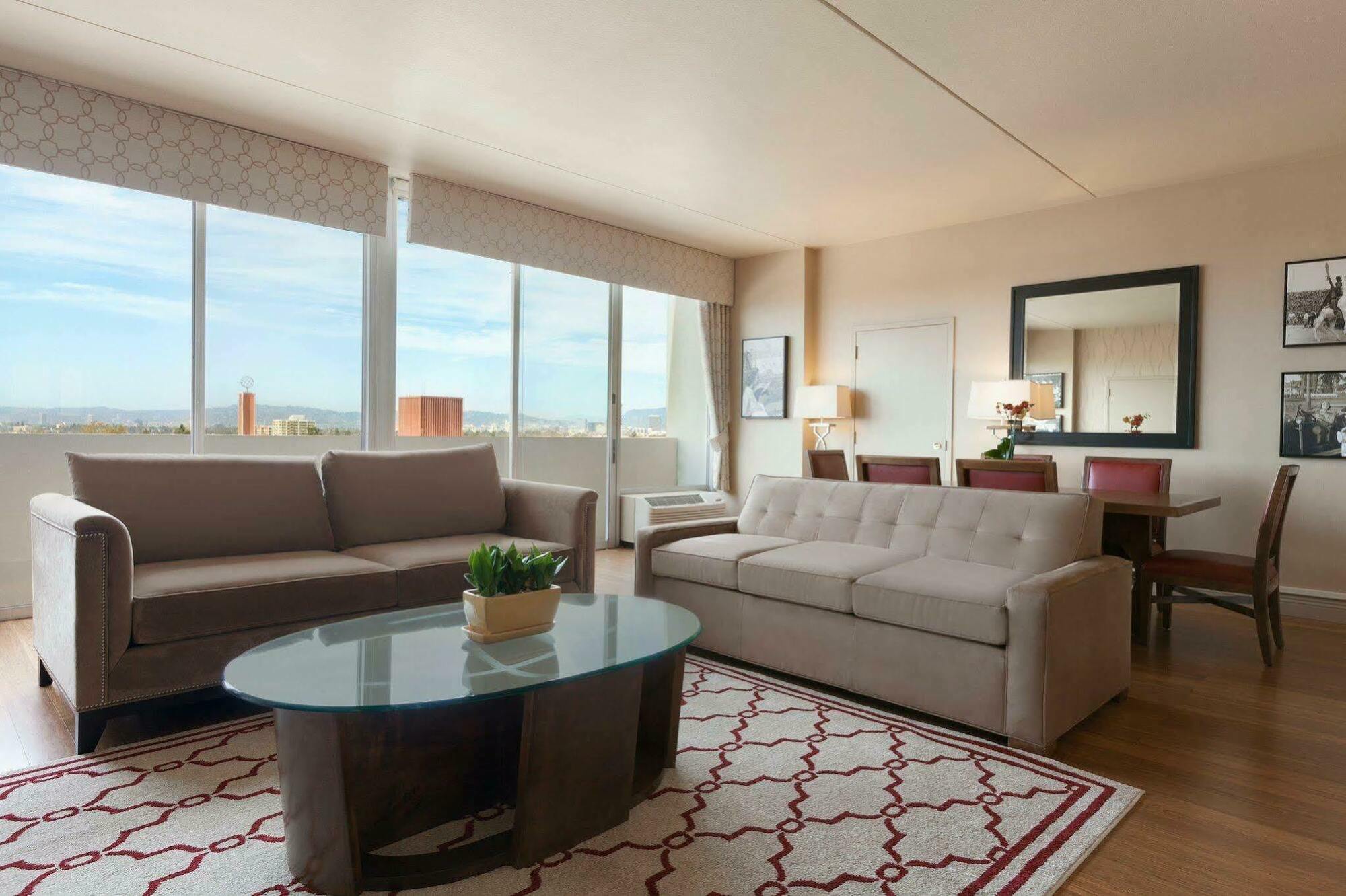 Usc Hotel Los Angeles Eksteriør bilde